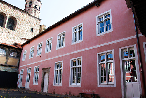Le Collège Lafayette profite de l’été pour renouveler ses menuiseries bois